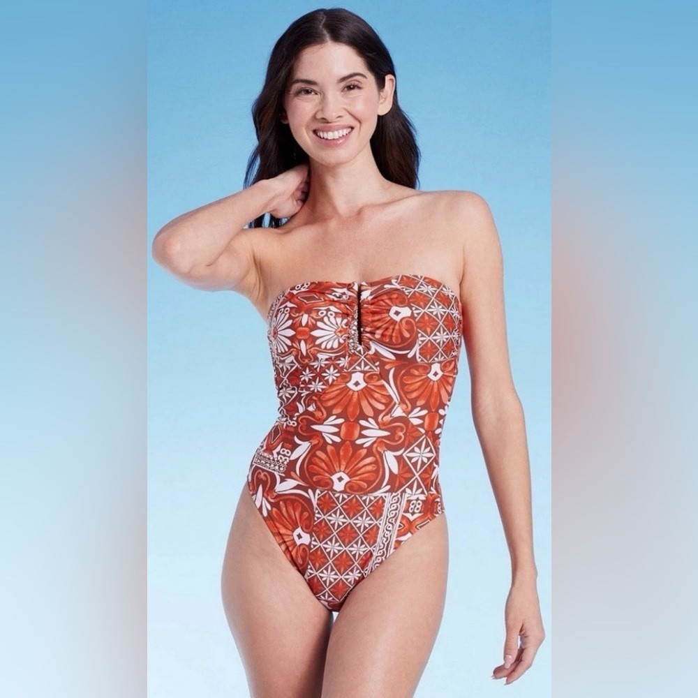 New Women’s U-Bar High Leg Swimsuit SHADE & SHORE